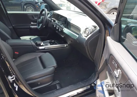 2020 Mercedes-Benz Glb 250 z USA, uszkodzony, nr VIN W1N4M4GBXLW025860